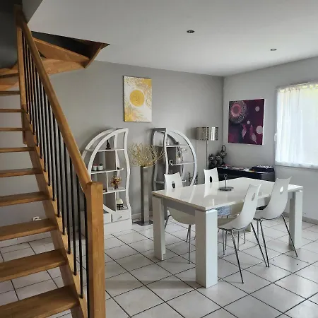 Вилла Maison Tout Confort Ним